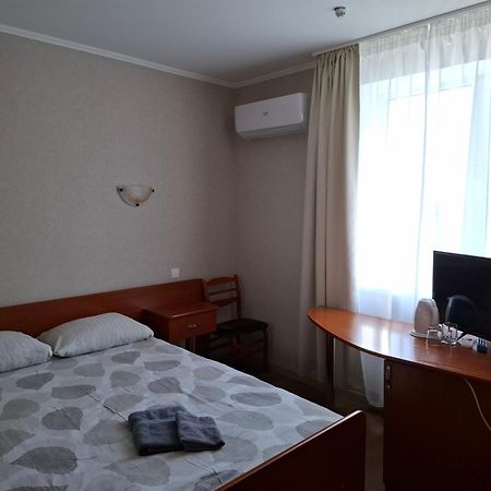 Hotel Duets Daugavpils Esterno foto