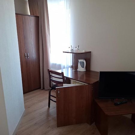 Hotel Duets Daugavpils Esterno foto