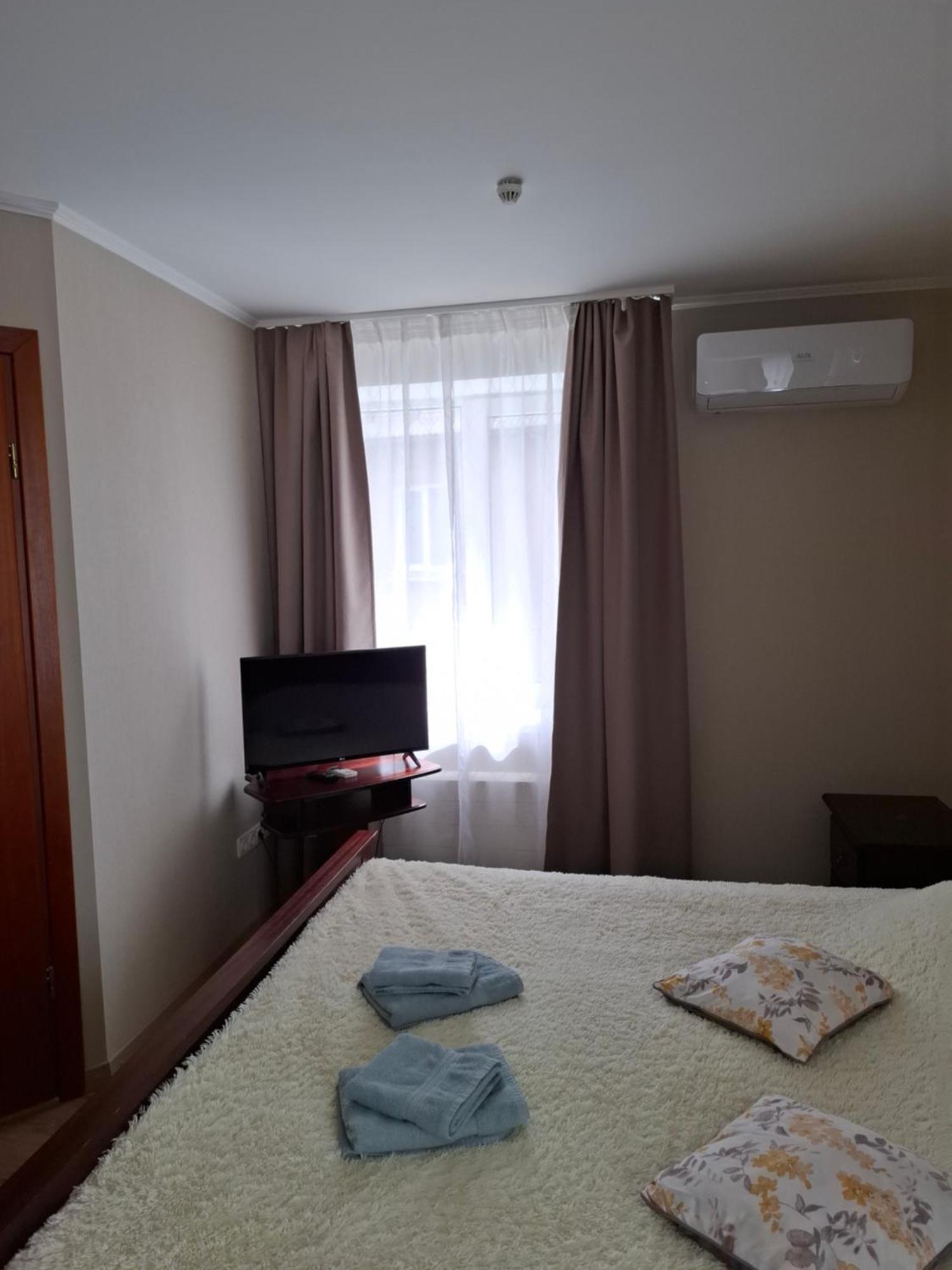 Hotel Duets Daugavpils Esterno foto